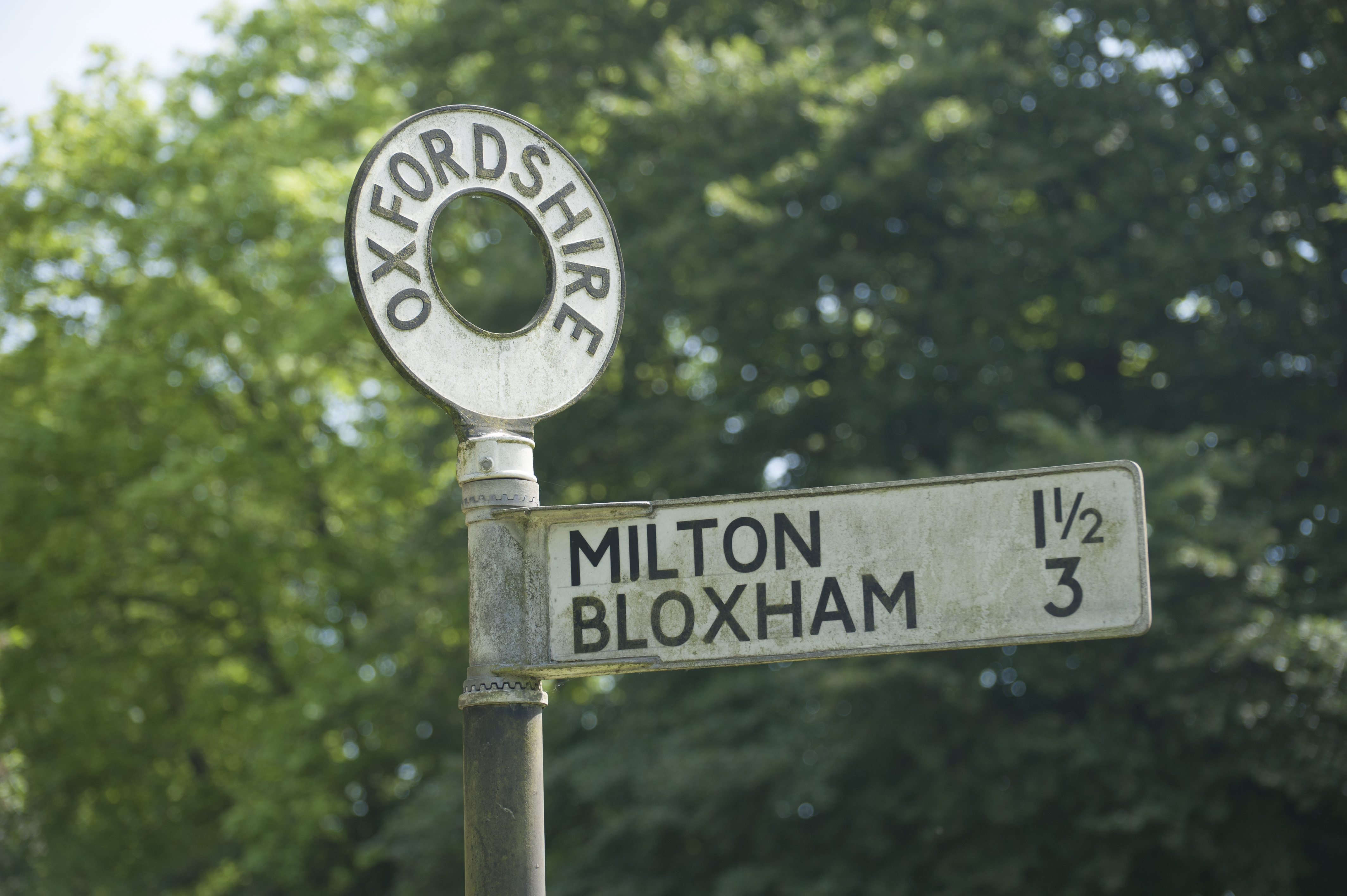 Signpost for Bloxham and Milton
